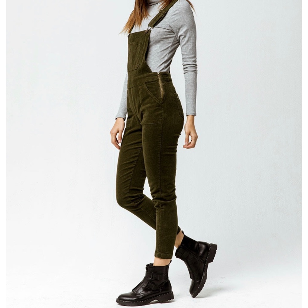Sky and Sparrow corduroy olive green tapered leg overalls